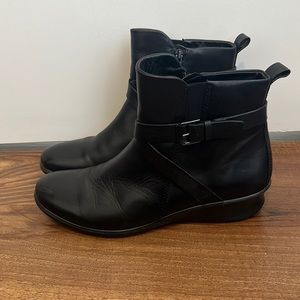 Black ECCO Boots